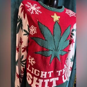 Light Up Christmas Sweater Spencer’s Size Medium Holiday Santa Xmas Weed